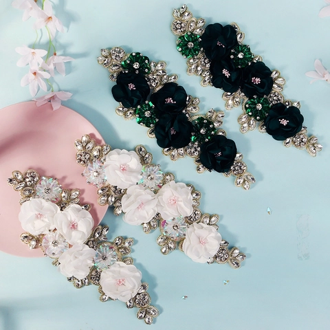 Handmade 3D Floral Rhinestone Applique Sew On Beaded Flower Patch For Wedding Dress Gown Clothes Decoration DIY Accessories
