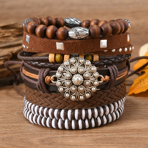Set di Bracciali in Pelle da Uomo Vintage Cordino Intrecciato Perline di Legno Ciondolo in Lega di Girasole Boho Regolabile
