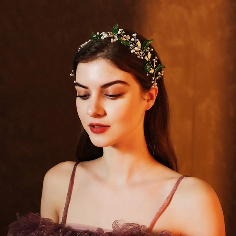 Fascia Sposa Stile Foresta Elegante Perla Artificial Foglia Verde Ramo Vite Accessorio Capelli Matrimonio Filo Oro Copricapo Sposa Artigianale