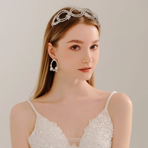 Luxurious Bridal Hair Accessory Set Exaggerated Rhinestone Tiara Headband Geometric Ring Design Dangle Earrings Jewelry For Women