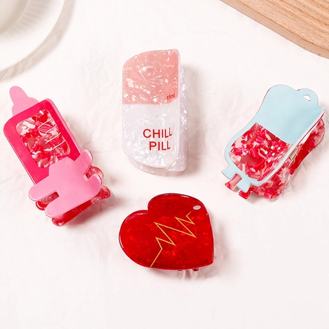 Creativa Serie Medica PVC Artiglio per Capelli Carino Cuore Siringa Pillola Forma Squalo Clip per Donna Accessori Capelli