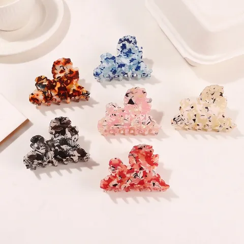 Pinza per Capelli a Forma di Cagnolino con Motivo Marmorizzato Bordo Ondulato Minimalista in PVC per Donna Ragazza Accessori Styling Quotidiano