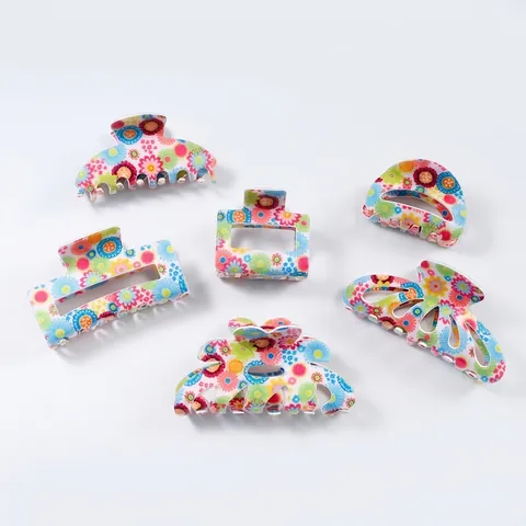 Sweet Floral Hair Claw Clips For Women PVC Daisy Pattern Hair Accessories Geometric Square Round Shark Clips Fashion Headwear