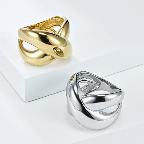 Minimalist Stainless Steel Twist Knot Cross Ring For Women High Polish Wide Band Statement Fashion Hand Jewelry Finger Ring