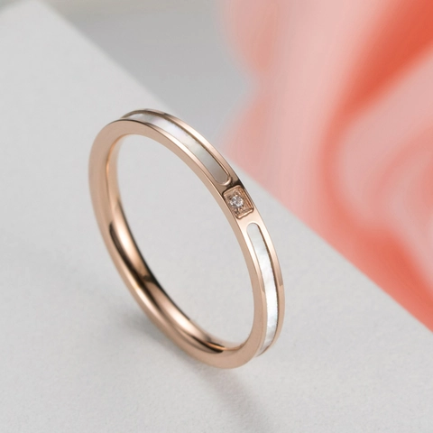 Eleganter Edelstahl Ring Mit Perlmutt Inlay Und Zirkonia Minimalistischer Roségold Damen Band Schmuck Für Den Alltag Party