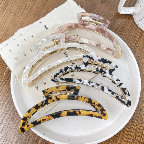 Large Acetate Hair Claw Clip Marble Pattern Tortoiseshell Hollow Crescent Hair Shark Clip For Women Elegant Hair Accessories