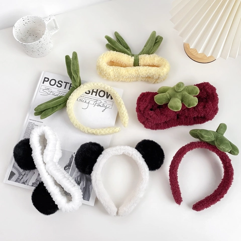 Plush Panda Strawberry Pineapple Headband Hairband For Face Washing Makeup Women Sweet Cute Plastic Hair Accessories