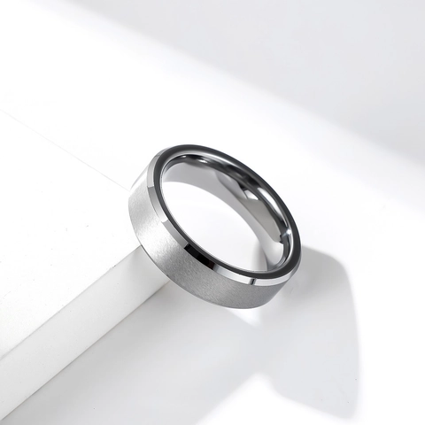 Anello Moderno in Acciaio al Tungsteno per Uomo Donna Centro Opaco Spazzolato Bordo Obliquo Lucidato Anello Unisex Regalo