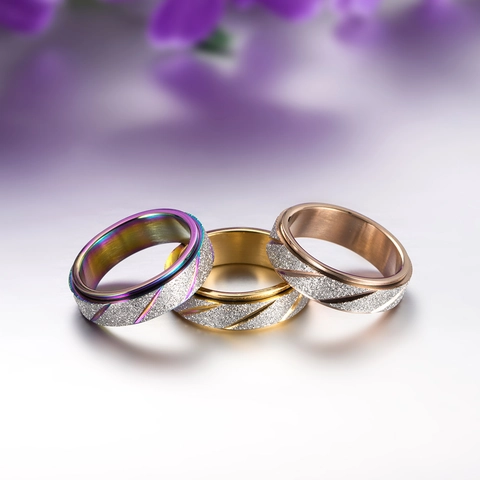 Anello Spinner in Acciaio Inossidabile Unisex Sabbiato Rotante Antistress Arcobaleno Oro Oro Rosa Gioielli Streetwear