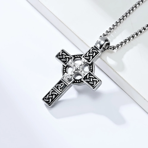 Vintage Stainless Steel Celtic Knot Cross Pendant Necklace For Men Retro Religious Viking Jewelry Gold Black Steel Color