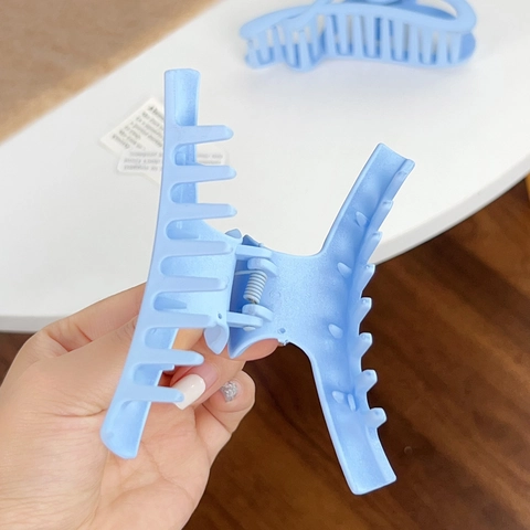 Matte Heart Bowknot Hair Claw Clip For Women Candy Color Shark Clip Minimalist Plastic Hair Accessories Daily Styling Tool