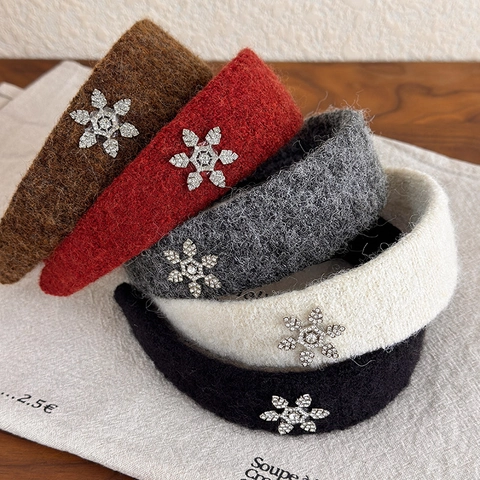 Serre-tête d'Hiver en Peluche avec Flocon de Neige en Strass pour Femmes Bandeau en Tissu Doux et Chaud Accessoires de Cheveux Fête
