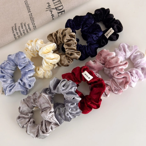 Soft Velvet Hair Scrunchies High Elastic Hair Ties Vintage Solid Color Ponytail Holders For Women Girls Hair Accessories