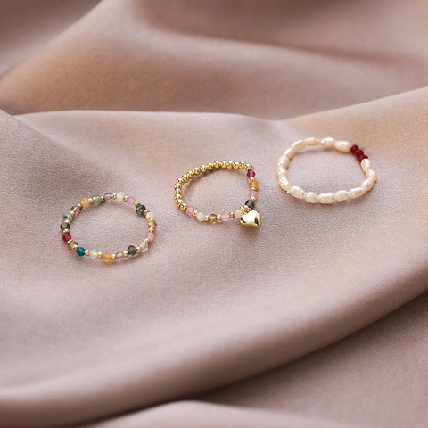 Vintage Gold Plated Alloy Beaded Ring Freshwater Pearl Heart Pendant Elastic Handmade Ring For Women Jewelry Gift
