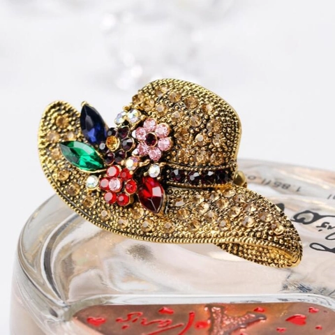 Vintage Alloy Sun Hat Shape Brooch With Multi-Color Rhinestones Antique Gold Flower Pin For Women Wedding Party Clothes Accessories