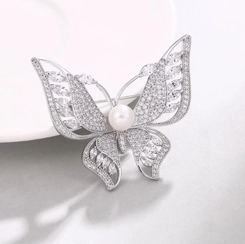 Elegante Broche de Mariposa de Aleación para Mujer con Perla Artificial y Strass Pin para Abrigo Cárdigan Joyería de Moda