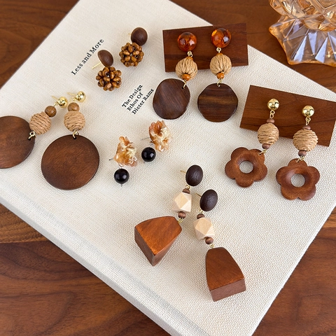 Vintage Wood Woven Geometric Drop Earrings For Women Bohemian Ethnic Resin Flower Handcrafted Wood Bead Dangle Earrings Jewelry