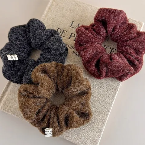 Großes Scrunchie Für Herbst Und Winter Aus Stoff Retro Dicker Plüsch Elastisches Haargummi Für Damen Elegantes Koreanisches Haar-Accessoires