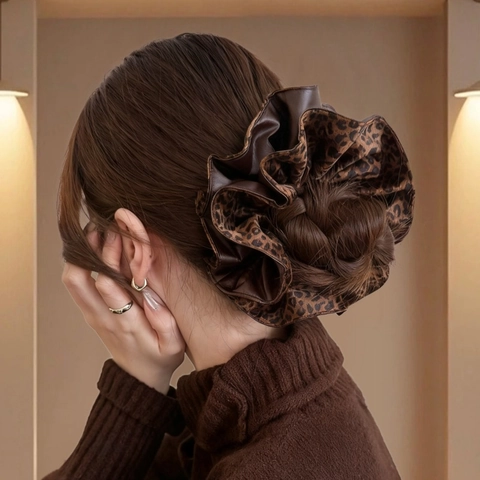 Coletero de Pelo Extragrande de Tela con Estampado de Leopardo y Cuero PU Patchwork Vintage Coreano Accesorio para Mujer