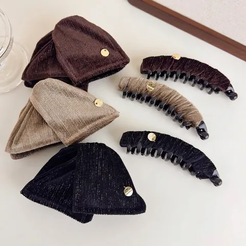 Retro Velvet Banana Hair Clip For Women Solid Color Triangle Hair Claw Handmade Ponytail Vertical Clip With Metal Pendant
