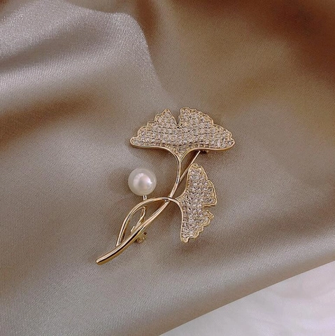 Elegante Broche de Hoja de Ginkgo para Mujer Aleación Chapado en Oro con Diamantes de Imitación y Perla Artificial para Trajes Abrigo