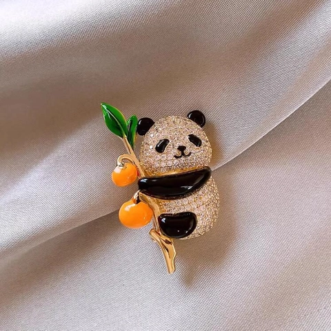 Fashion Panda Brooch Gold Plated Alloy Rhinestone Enamel Persimmon Good Luck Symbol Jewelry Accessory Pin For Women Gift