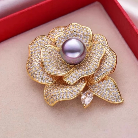 Elegant Alloy Camellia Flower Brooch For Women With Large Artificial Pearl And Rhinestone Luxury Vintage Rose Corsage For Wedding Party
