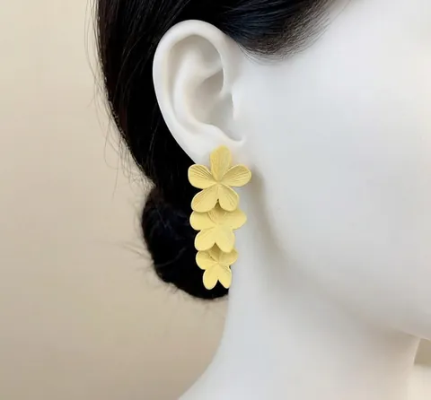 Sweet Matte Floral Stud Earrings With 925 Sterling Silver Earring Post Alloy Triple Flower Drop Earrings For Women Jewelry Gift