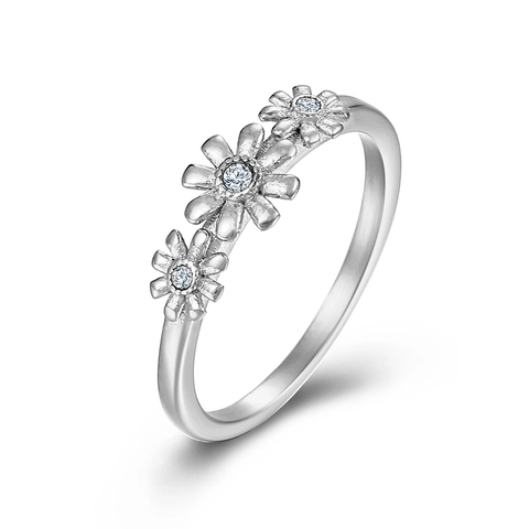 Anillo de Estilo Pastoral de Acero Inoxidable con Tres Margaritas para Mujer Con Incrustaciones de Zirconia Joyería de Moda