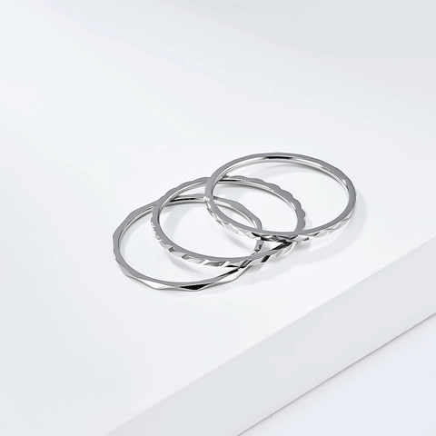 Ensemble de 3 Bagues Empilables en Acier Inoxydable Minimaliste pour Femmes Bagues de Doigt Polies à Ondes Géométriques Bijoux de Mode