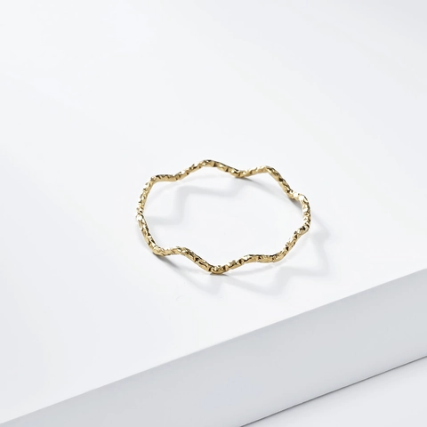 Anillo Minimalista Ondulado de Acero Inoxidable para Mujer Elegante Pulido Fino Anillo Apilable Joyería de Moda Regalo