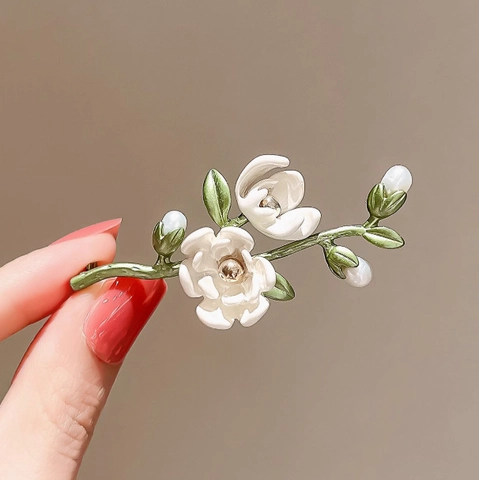 Elegante Spilla a Forma di Fiore di Magnolia per Donna in Lega Smalto Bianco Ramo di Pianta Con Perla Artificiale Strass