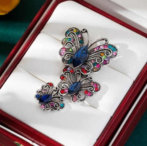 Broche de Mariposa de Aleación Vintage para Mujer Corsage de Cristal de Diamantes de Imitación Diseño Vertical de Triple Mariposa