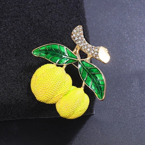 Fashion Durian Fruit Brooch Creative Design Zinc Alloy Rhinestone Drip Oil Pin Accessories For Women Suit Coat Lapel Pin