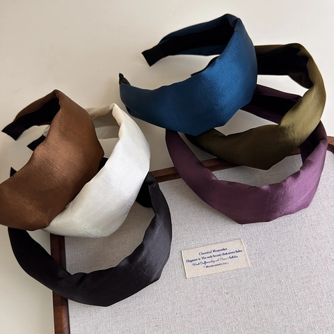 French Vintage Satin Wide Padded Headband For Women Elegant Satin Like Fabric Hair Band Plain Solid Color Headwear Hair Accessories