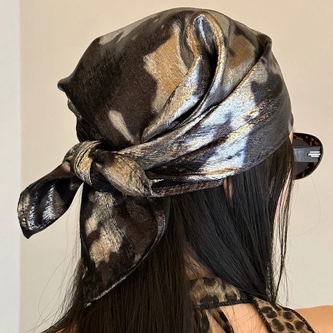 Pañuelo Cuadrado de Lustre Metálico para Mujer Y2K Retro Hip Hop Bandana Plata Líquida Negro Oro Estampa de Leopardo Bufanda
