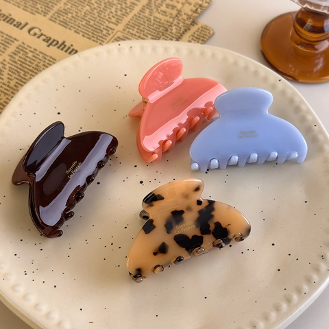 Korean Style Cellulose Acetate Small Hair Claw Clip For Women Minimalist Lacquered Shark Clip French Vintage Hair Accessories