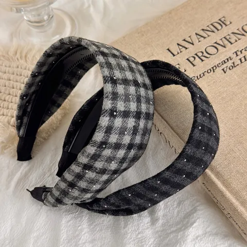Vintage Checkered Headband With Rhinestones Wide Brim Plaid Hair Hoop For Women French Style Elegant Hair Accessories