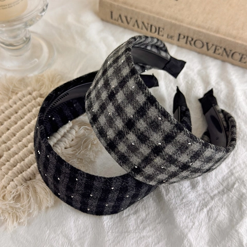 Vintage Checkered Headband With Rhinestones Wide Brim Plaid Hair Hoop For Women French Style Elegant Hair Accessories