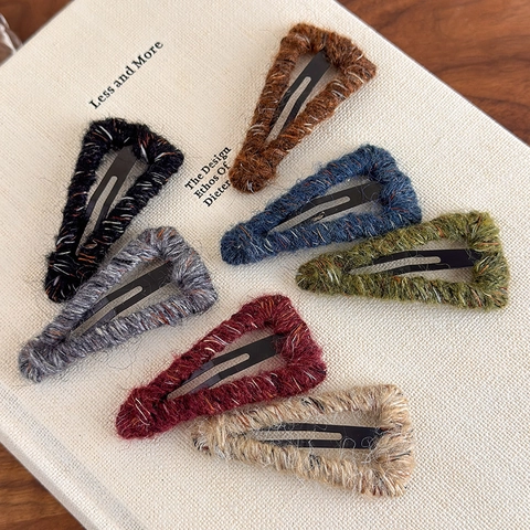 Knitted Woolen Yarn Triangle Snap Hair Clips Autumn Winter Mixed Color Hand-Knitted Geometric BB Clips For Women Girls