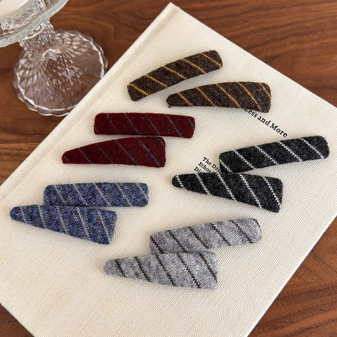 Vintage Knitted Striped BB Hair Clips Rectangular And Drop Shape Woolen Fabric Hairpins For Autumn Winter Women Hair Accessories