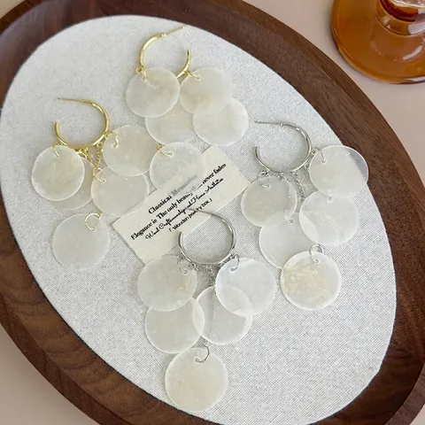 Pendientes de Gota de Borla de Concha Larga Estilo Isla Bohemia para Mujer Vacaciones de Verano Estética Exagerada Playa Costera