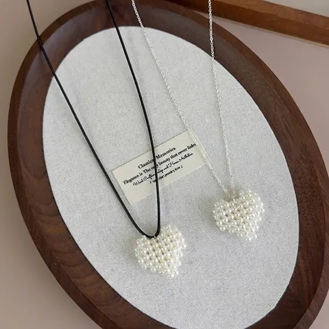 Elegante Collar Con Colgante de Corazón de Perlas Artificiales Para Mujer Cadena Larga de Suéter de Perlas Tejidas a Mano Joyería