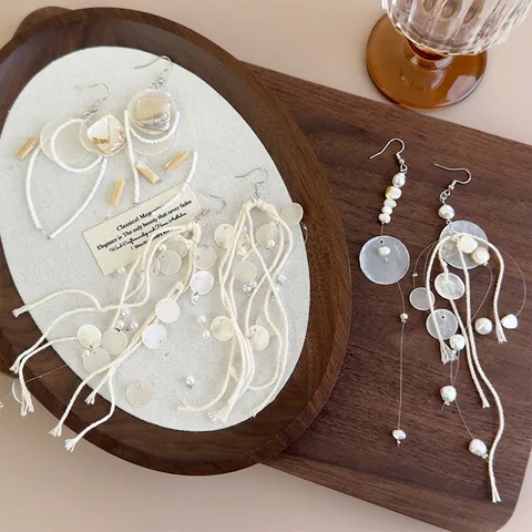 Orecchini a Goccia Bohemian Lunghi con Nappa di Conchiglia per Donna Perla Artificiale Fatti a Mano per Vacanze al Mare