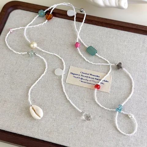 Collana Boqumien con Perline Multicolore da Donna Estate Spiaggia Ciondolo a Conchiglia Resina Perla Artificiale Catena Lunga