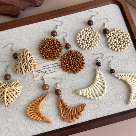 Handgefertigte Gewebte Holzohrringe Für Damen Boho Geometrisch Mond Herz Scheibe Nische Künstlerischer Stil Urlaub Schmuck Geschenk