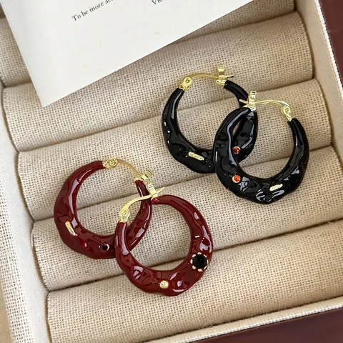 French Vintage Hoop Earrings Irregular Textured Copper Enamel Earrings For Women Elegant Wine Red Black C Shape Jewelry