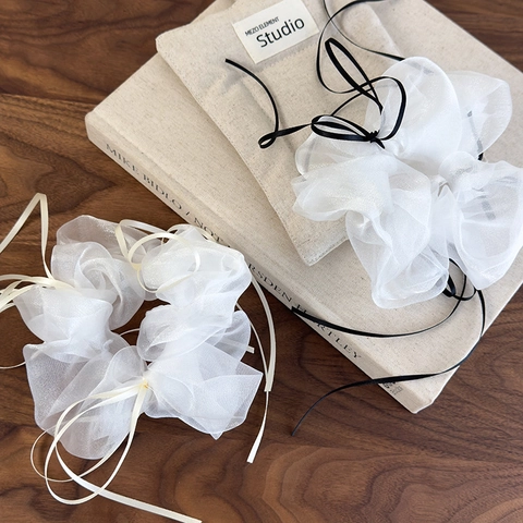 Franse Stijl Elegante Gaas Scrunchies Met Lang Lint Strik Wit En Zwart Strik Haarelastiekjes Atmosferische Haaraccessoires Dames
