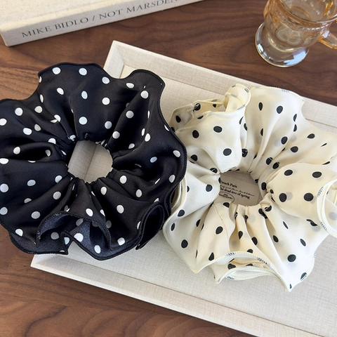 Elegant Polka Dot Scrunchie French Retro Chiffon Fabric Large Elastic Hair Tie For Women Gentle Pleated Bun Accessory