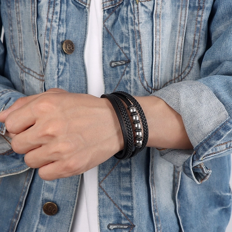 Herren Mehrlagiges PU Leder Armband Legierung Perlen Magnetverschluss Geflochten Mode Schmuck Alltag Retro Punk Accessoire